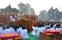 Vesak, Buddhadagen, firas i Jetevanakloster i Uttar Pradesh. Foto från Wikipedia