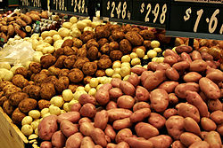 250px-Various_types_of_potatoes_for_sale
