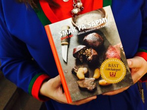 "Smak på Sapmi" - kokboken som vann klassen Regional måltidslitteratur